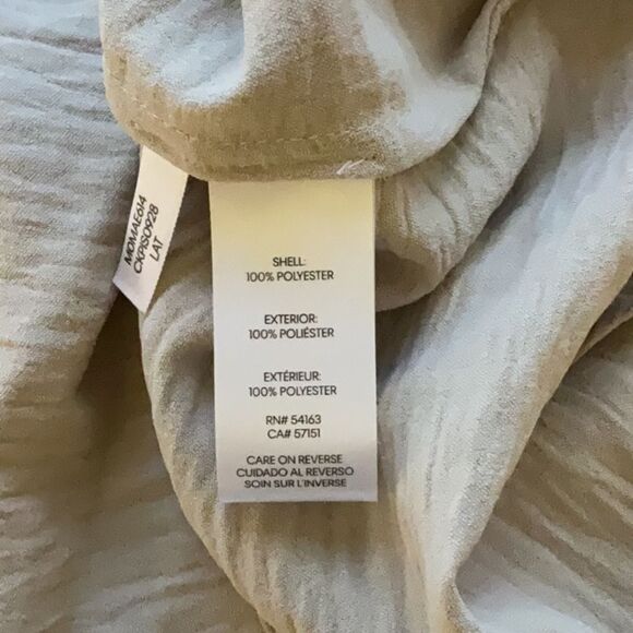 NWT Calvin Klein Tan Button Down Shirt Lightweight Safari Style Women S V-Neck - Picture 5 of 8